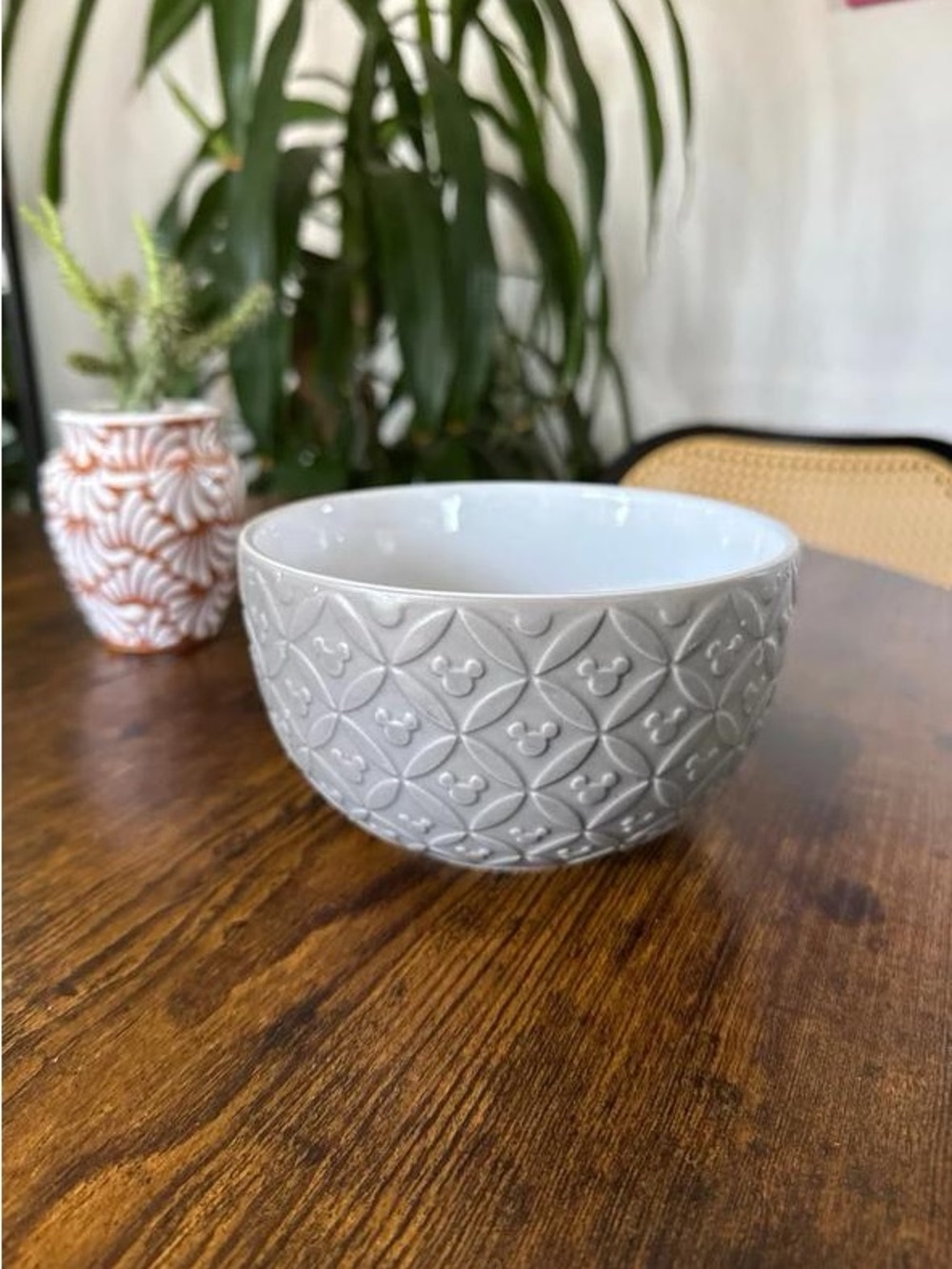 Embossed Ceramic Serving Bowl in Light Gray